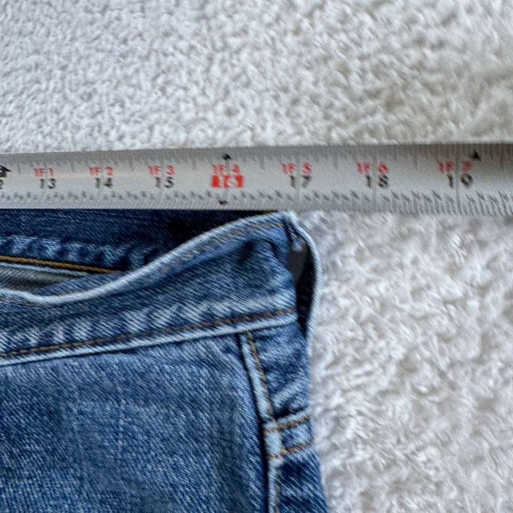 Levis Jean Shorts 33 Relaxed Fit 550 Jean Denim Y2K Baggy Skater 10" Inseam - Picture 4 of 7